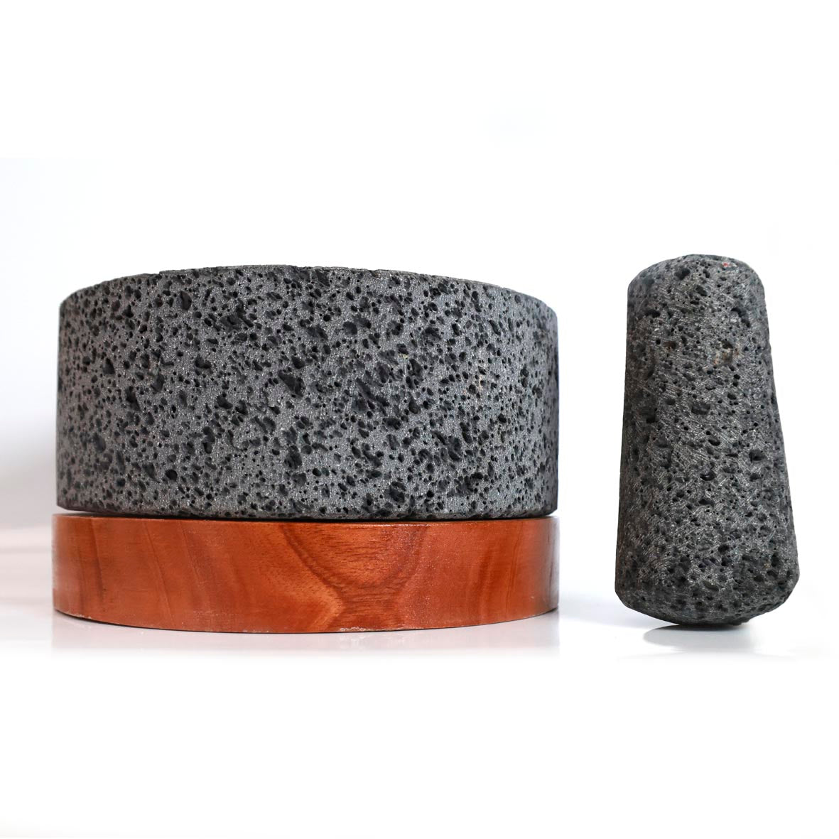 Molcajete R piedra volcánica con base de cedro
