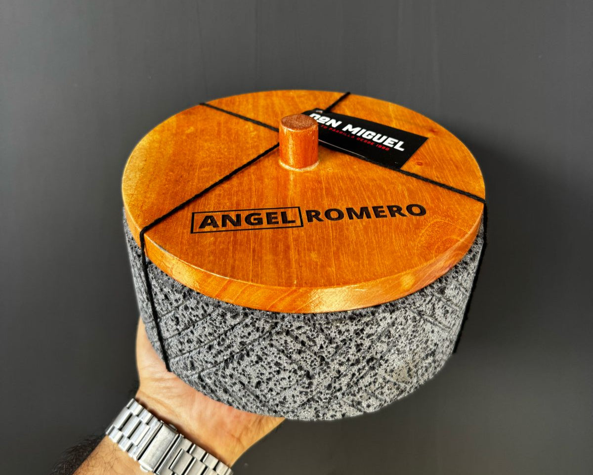 Tortillera de piedra volcánica
