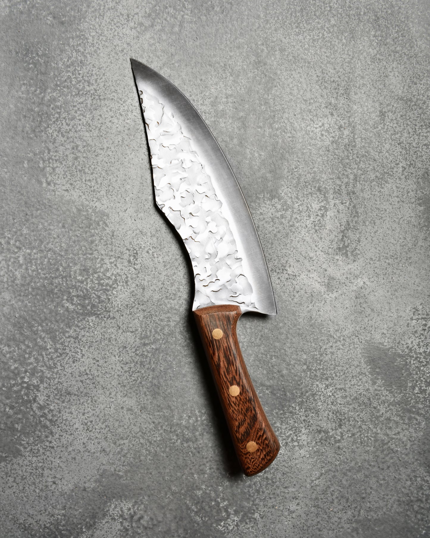 Cuchillo curvo parrillero