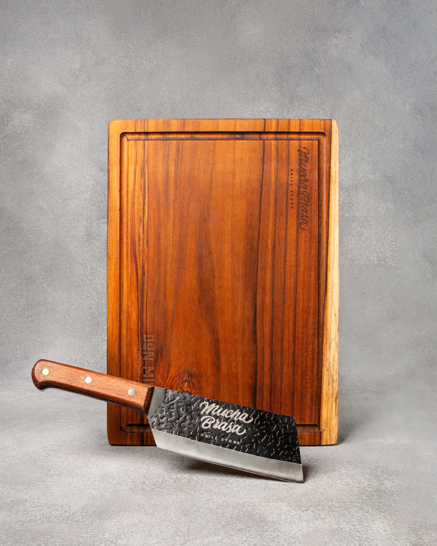 Tabla teca m + cuchillo